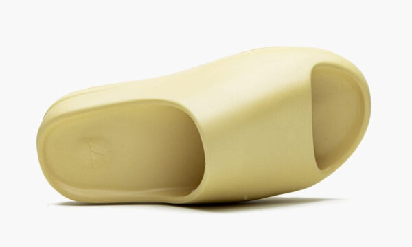 Adidas Yeezy Slide Dersert Sand - Image 4