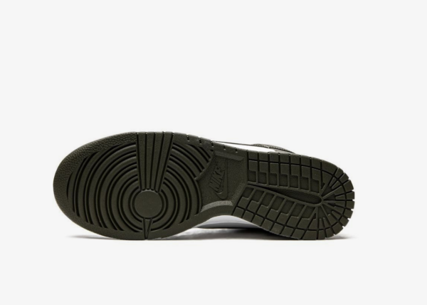 Nike Dunk High Cargo Khaki - Image 4