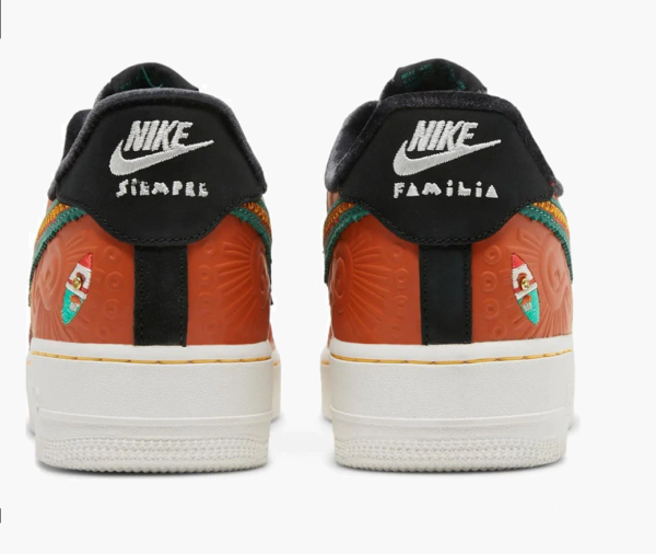 Air Force 1 '07 LX SiEMPRE Familia - Image 4