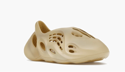 Adidas Yeezy Foam RNNR Sand